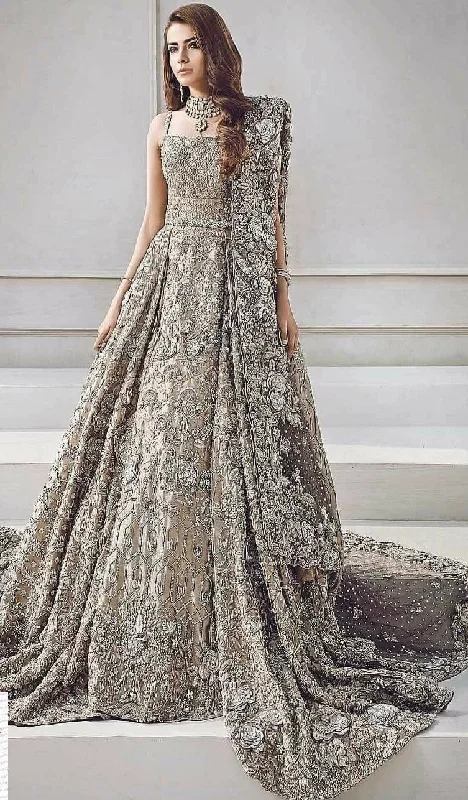 Beautifull bridal dress in brown golden color Model#W 848