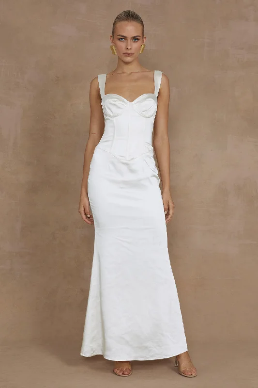 OURA MAXI DRESS - IVORY Elegant Maxi Dress with Ruffles