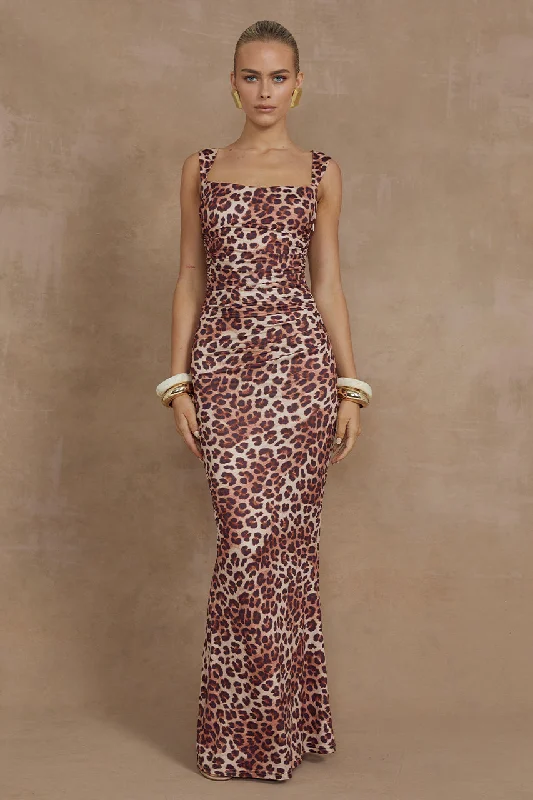 VIVIAN MAXI DRESS - LEOPARD PRINT Cozy Knitted Maxi Dress