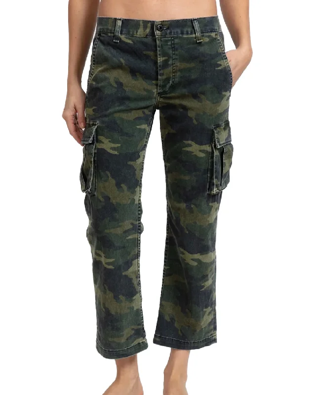 Cargo Jean in Camo Fashionable Straight Fit Denim