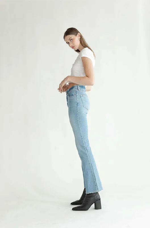 OAK 96 BOOT CUT JEAN Casual Distressed Denim Jeans