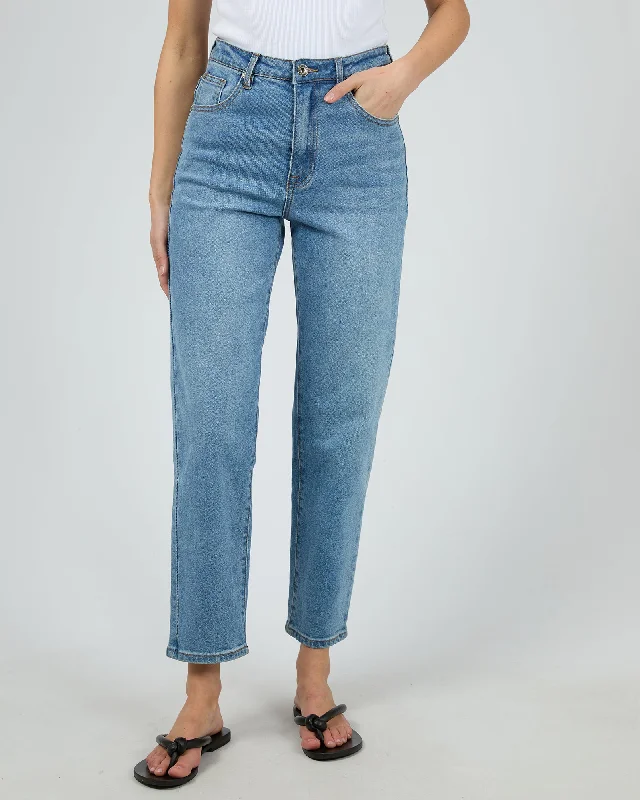 Monica Mom Jean Heritage Blue Stylish Tapered Fit Jeans