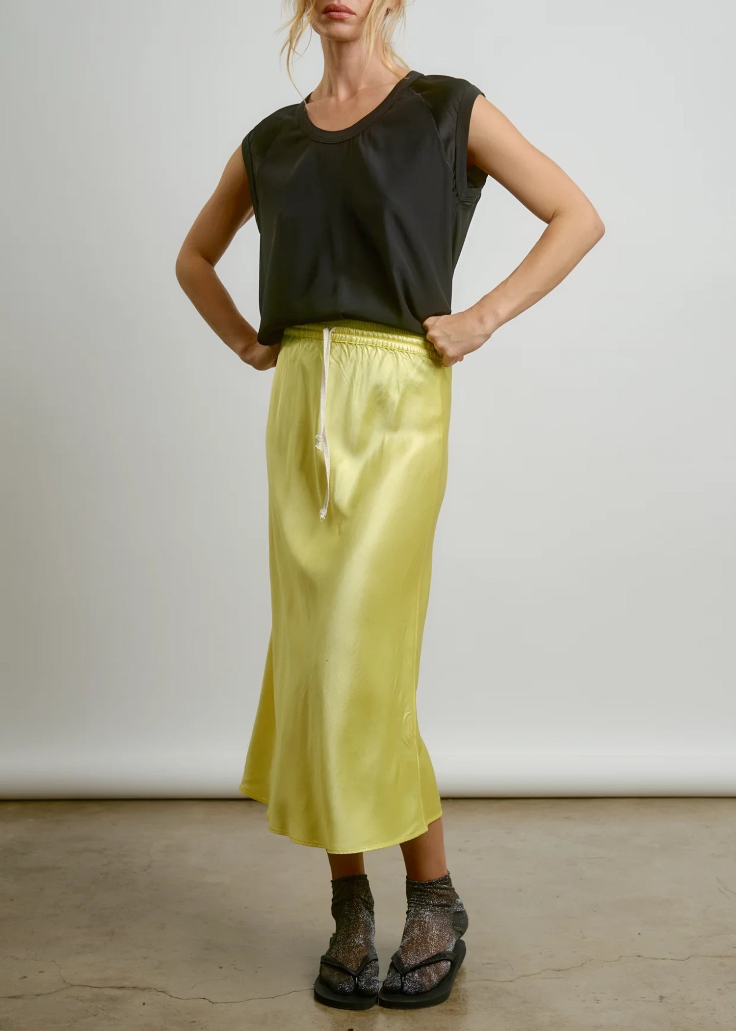 Aquarius Cocktail Mia Skirt wool skirt breathable